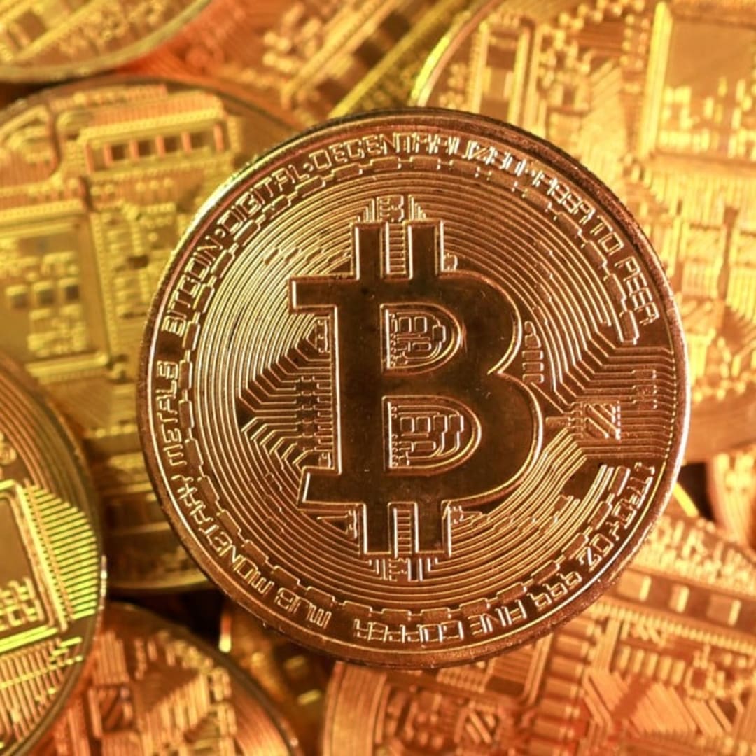 Bitcoin Anjlok Setelah Sempat Mencapai Rekor, Pasar Jadi Lebih Hati-hati