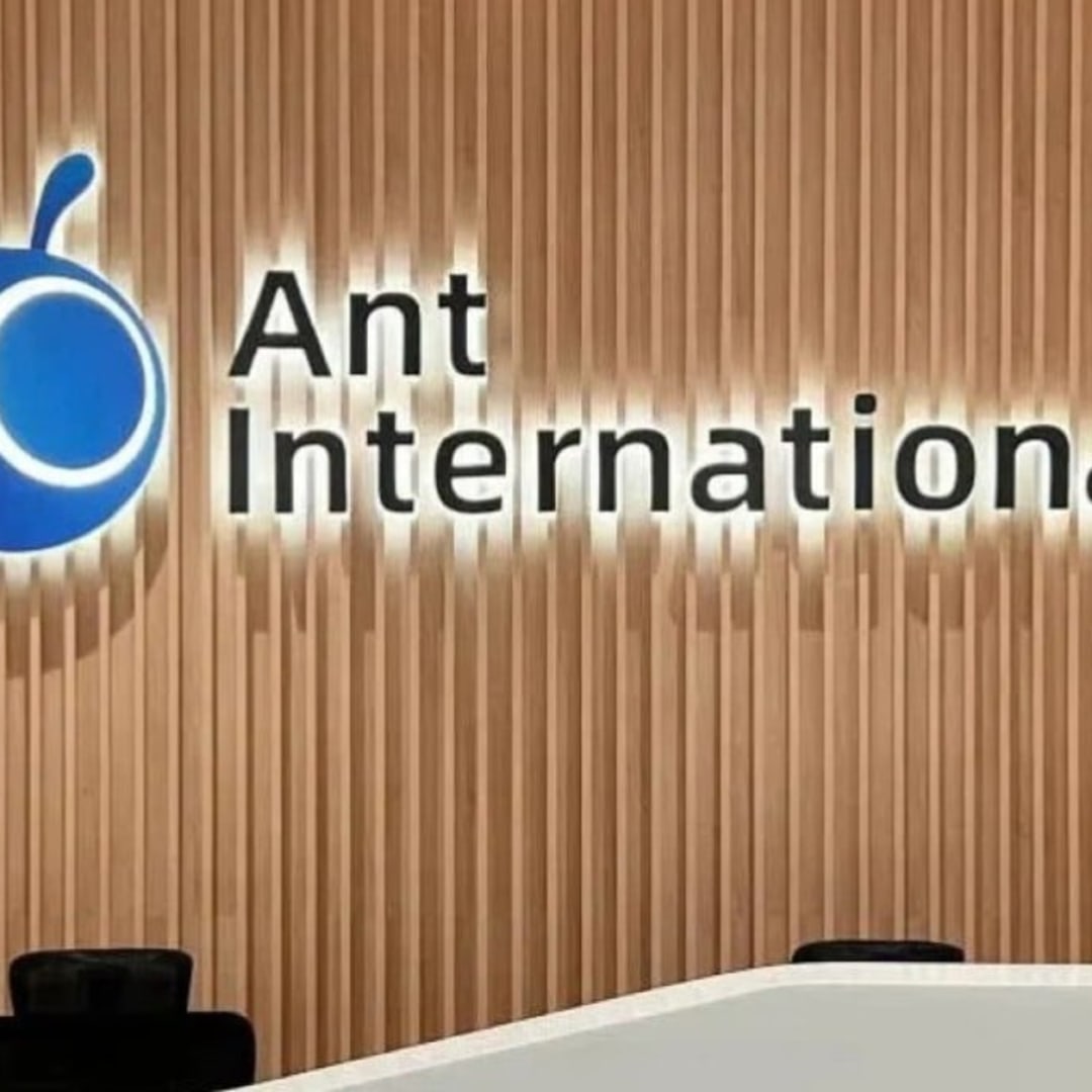 UBS dan Ant International Gandeng Blockchain Demi Pembayaran Global Efisien