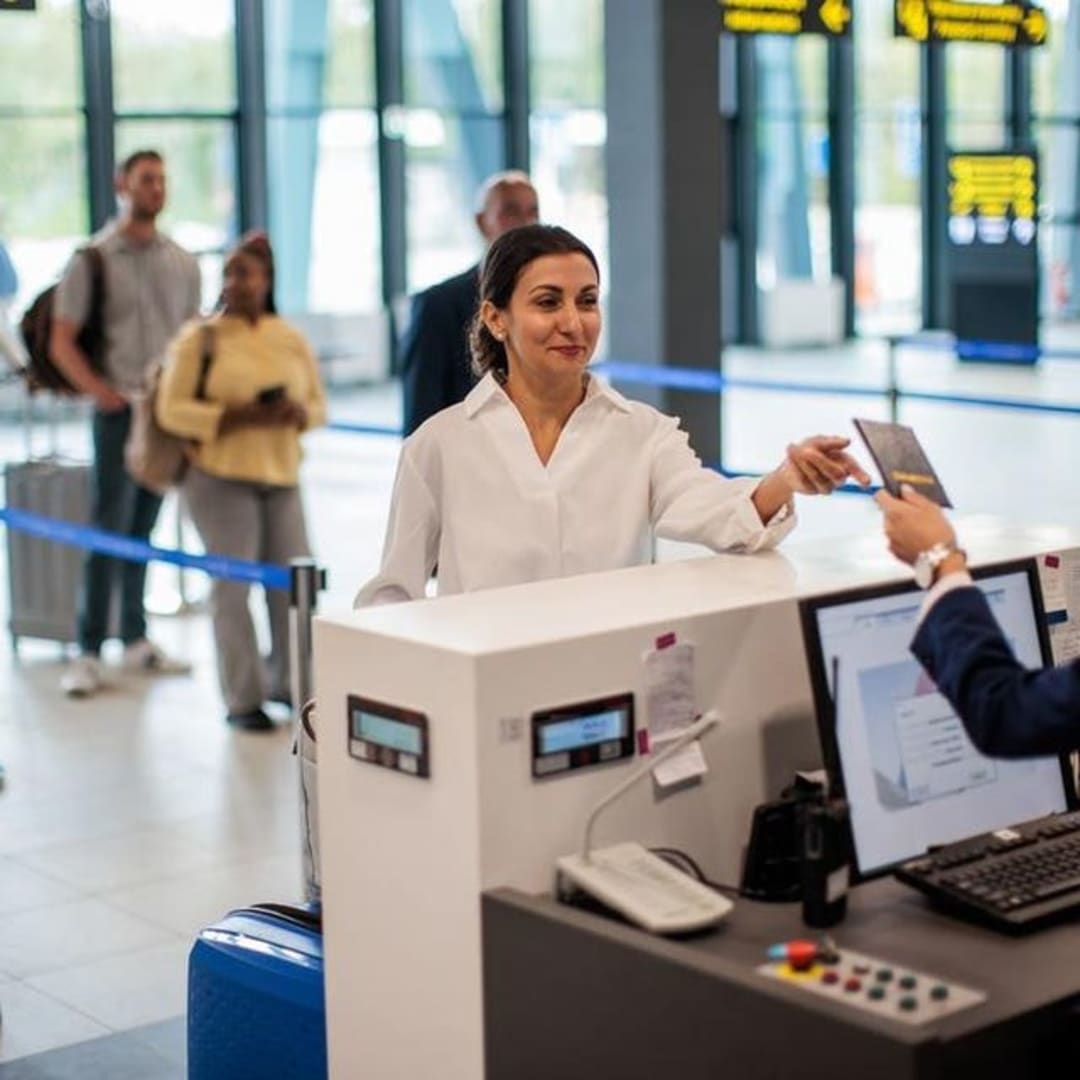 Serangan Siber Bandara Eropa 2025: Pentingnya Sistem Terdistribusi di Maskapai