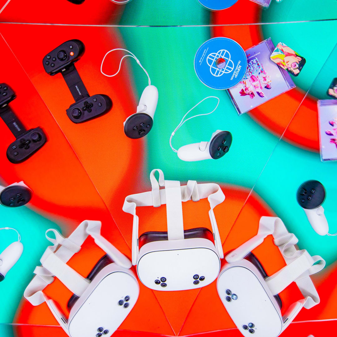 Panduan Hadiah Liburan Terbaik untuk Penggemar Game, Film, dan Teknologi