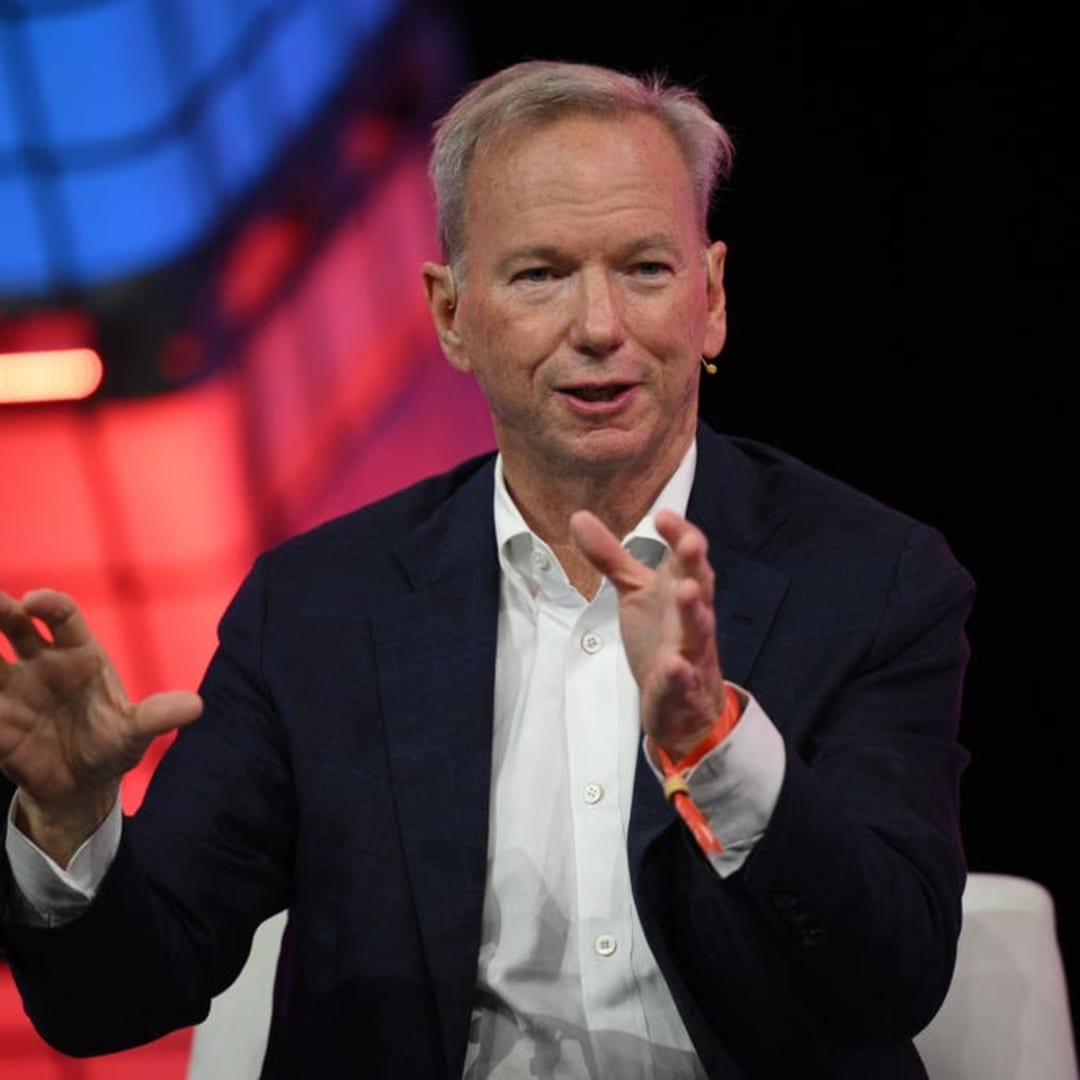 Persaingan AI dan Energi Cina-AS: Dominasi Teknologi dan Masa Depan Global