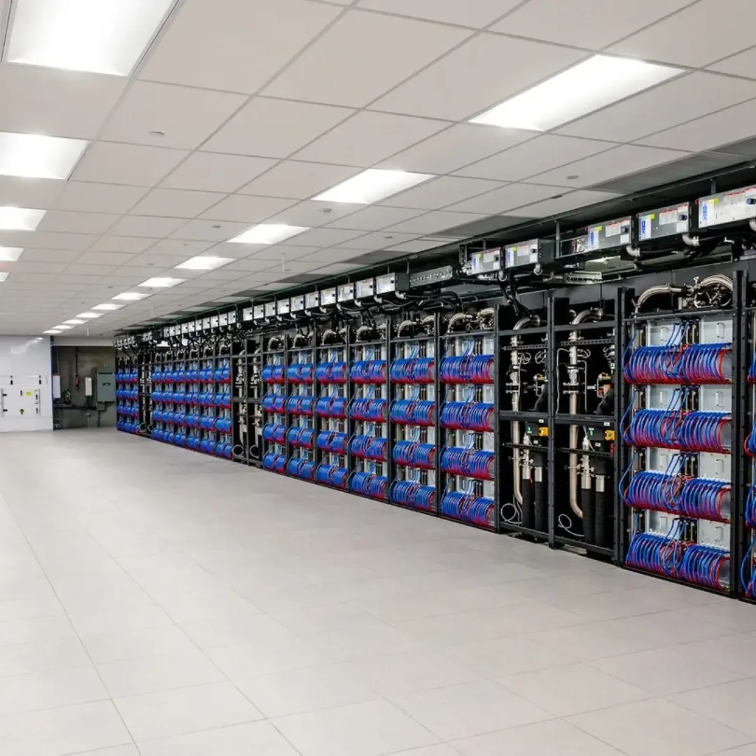 Superkomputer Exascale Mempercepat Penemuan Material Kuantum Masa Depan