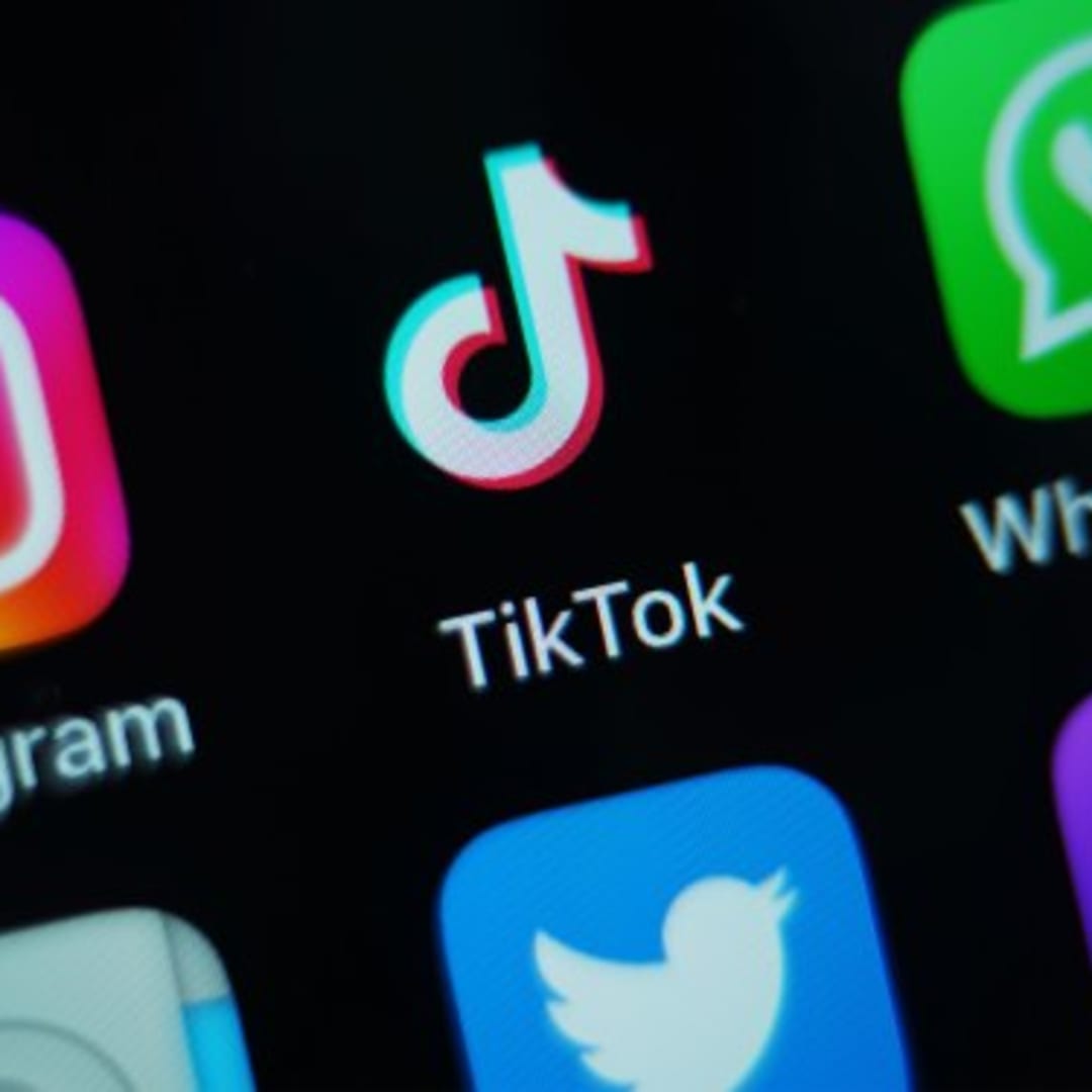 TikTok Beri Pengguna Kontrol Konten AI dan Gunakan Watermark Rahasia