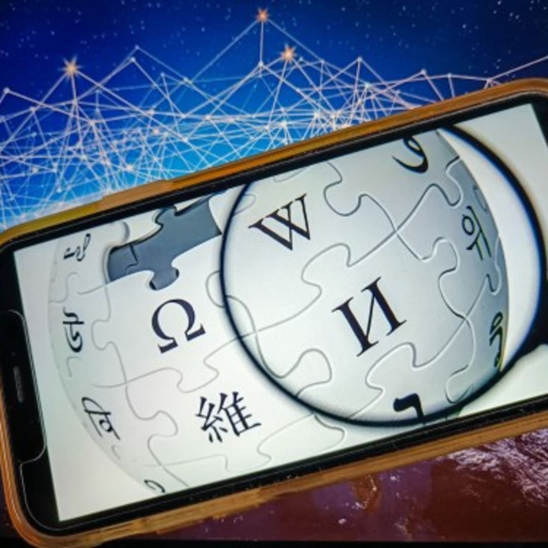 Cara Wikipedia Mengenali Tulisan AI: Panduan Mengungkap Tanda-Tandanya