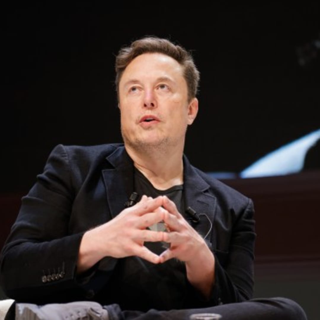 Grok AI Elon Musk: Ketika Si AI Terlalu Mengagumi Sang Pencipta