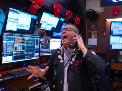 Trump Dorong Investasi AI, Pasar Saham AS Bergairah di Tengah Ancaman Tarif Baru