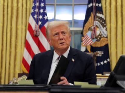 Trump Dorong Tarif Impor untuk Biayai Pemotongan Pajak Besar, Tantangan Berat Menanti