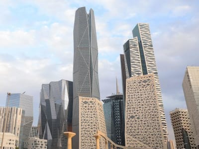 Saudi Arabia Lanjutkan Terbitkan Obligasi Dolar untuk Biayai Visi 2030