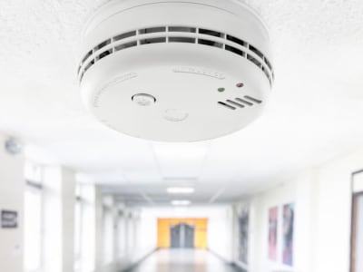 Sensor Kebakaran Inovatif Berbasis Hydrovoltaics Tanpa Baterai yang Aman dan Ramah Lingkungan