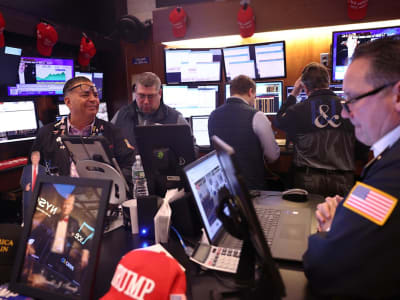 Pasar Saham Mengendur Setelah Reli, Investor Khawatir Dampak Tarif Trump