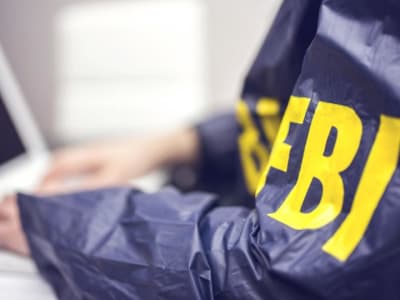 Kebocoran Metadata Panggilan AT&T Bisa Bongkar Identitas Informan FBI