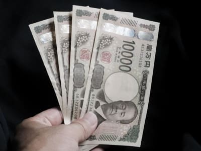 Bank of Japan Naikkan Suku Bunga Pertama Kali, Yen Menguat Signifikan