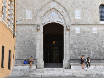 MPS Meluncurkan Tawaran 13,3 Miliar Euro untuk Ambil Alih Mediobanca