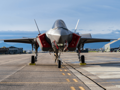 Lockheed Martin Perkenalkan AI Pengendali Drone dari Kokpit Pesawat Siluman F-35