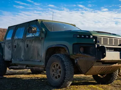 Uji Coba Kendaraan Taktis Hibrida NGTV-H dengan Kemampuan Stealth di Medan Salju