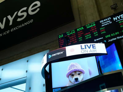 Saham AS Tenang, S&P 500 Cetak Rekor karena Sikap Trump yang Lebih Lunak