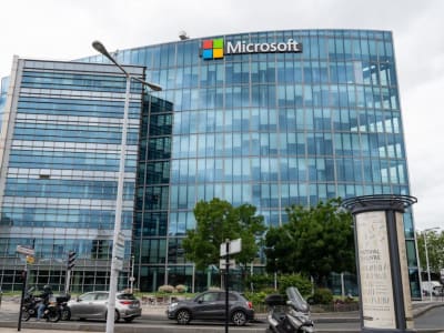 Perusahaan Besar Lakukan Pemutusan Kerja 2025 Karena Teknologi dan Efisiensi