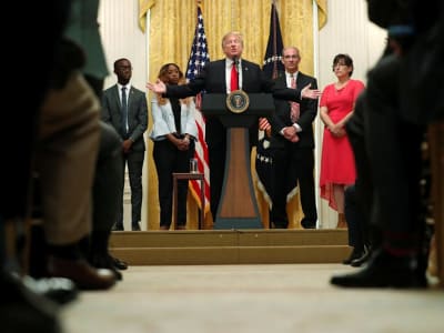 Dilema Kongres: Memperpanjang Potongan Pajak Trump atau Pangkas Program Publik?