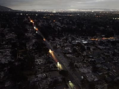 Hujan Turun di California Selatan, Bantu Padamkan Kebakaran Tapi Risiko Longsor Meningkat