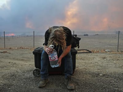 Dari Krisis Kebakaran: Cara Organisasi Mendukung Karyawan yang Terdampak