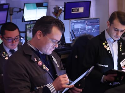 Pasar Saham Tertekan Gara-Gara Persaingan AI Baru dari DeepSeek