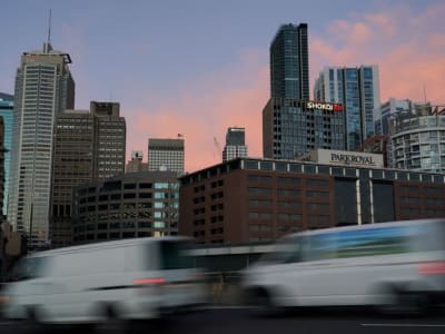 Pemulihan Bisnis Australia di Desember Didukung Permintaan Natal Meski Kepercayaan Masih Lemah