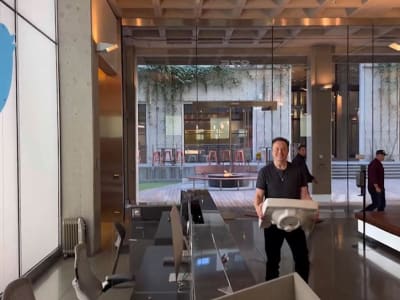 Bank Wall Street Berupaya Pulihkan Nilai Pinjaman Elon Musk di Era Trump