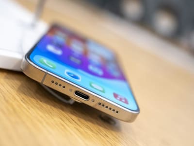 Update iOS 18.3: Fitur Baru, Perbaikan Keamanan, dan Tanggapan Pengguna