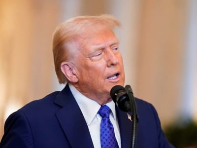 Perusahaan Percepat Impor Hadapi Ancaman Tarif Tinggi dari AS