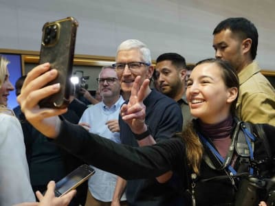 Penjualan iPhone Meningkat Berkat Fitur AI, Namun Tantangan di China Terus Berlanjut