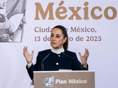 Trump Siapkan Tarif Besar pada Kanada dan Meksiko, Ancaman Perang Dagang Meningkat