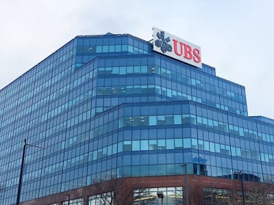 UBS Uji Coba Teknologi Blockchain Layer-2 untuk Investasi Emas Digital
