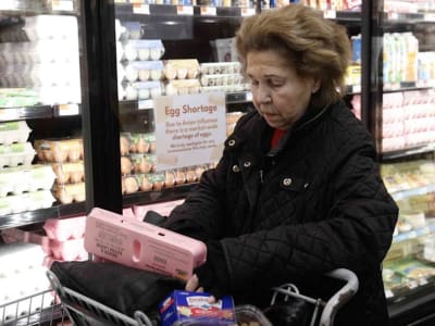 Inflasi AS Meningkat, The Fed Enggan Turunkan Suku Bunga Segera