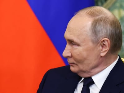 Putin Izinkan Investasi Balchug Capital Akuisisi Unit Goldman Sachs di Rusia