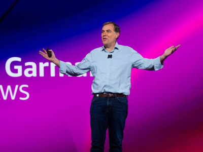 Amazon Manfaatkan Model AI Baru DeepSeek R1 untuk Perkuat Layanan Cloud-nya