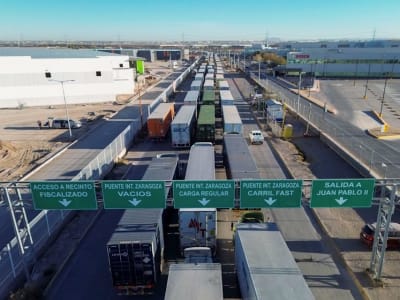 Tarif Baru Trump Ancam Perdagangan dan Industri AS dengan Kanada, Meksiko, China