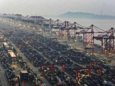 Ketegangan Perdagangan Meningkat: China dan AS Bentrok Soal Tarif Impor