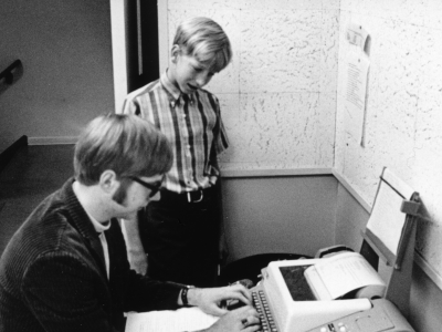 Bill Gates Tegaskan Pentingnya Belajar Matematika dan Coding Meski Ada AI