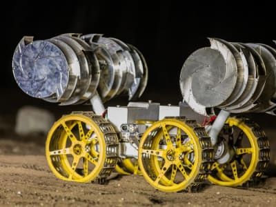 NASA Kembangkan Robot IPEx untuk Menambang Regolith Bulan Secara Efisien