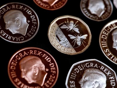 Pound Jadi Pilihan Aman Saat Tarif AS Picu Gejolak Pasar Global