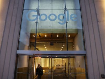Alphabet Hadapi Tantangan Investor dan Persaingan Ketat di Era AI