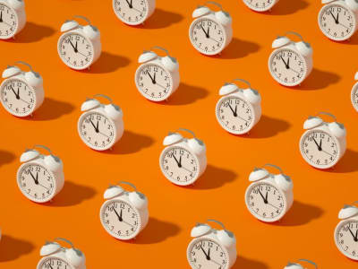 Mengatasi Time Sickness: Cara Psikologis Melawan Tekanan Waktu Tak Berujung