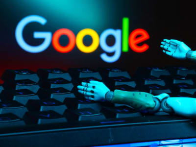 Investor Awasi Pengeluaran Besar Alphabet di Tengah Persaingan AI dan Lesunya Pendapatan