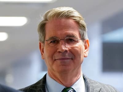 Scott Bessent Hentikan Aktivitas CFPB Demi Proyek Ekonomi Trump