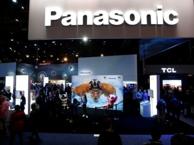 Panasonic Raup Keuntungan Besar dari Penjualan Baterai Tesla dan Sistem Energi