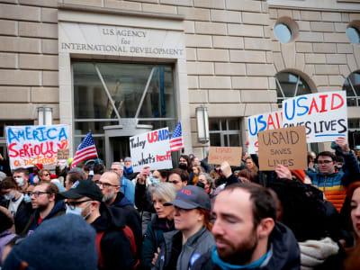 Pengambilalihan USAID Mengancam Pasokan Obat HIV dan Nyawa Jutaan Orang