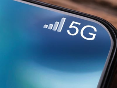 Menyambut Revolusi 5G dan AI: Landasan Perubahan Besar di Tahun 2025