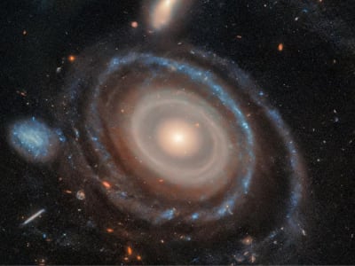 Galaksi Bullseye: Galaksi Bersembilan Cincin yang Bikin Heboh Astronomi