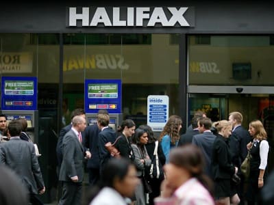 Lloyds Banking Group Kena Tagihan Pajak £1 Miliar Usai Kalah Melawan HMRC