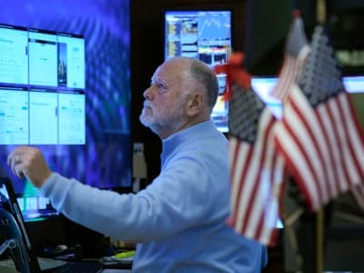 Pasar Saham AS Stabil Meski Big Tech dan Tarif Trump Picu Kekhawatiran